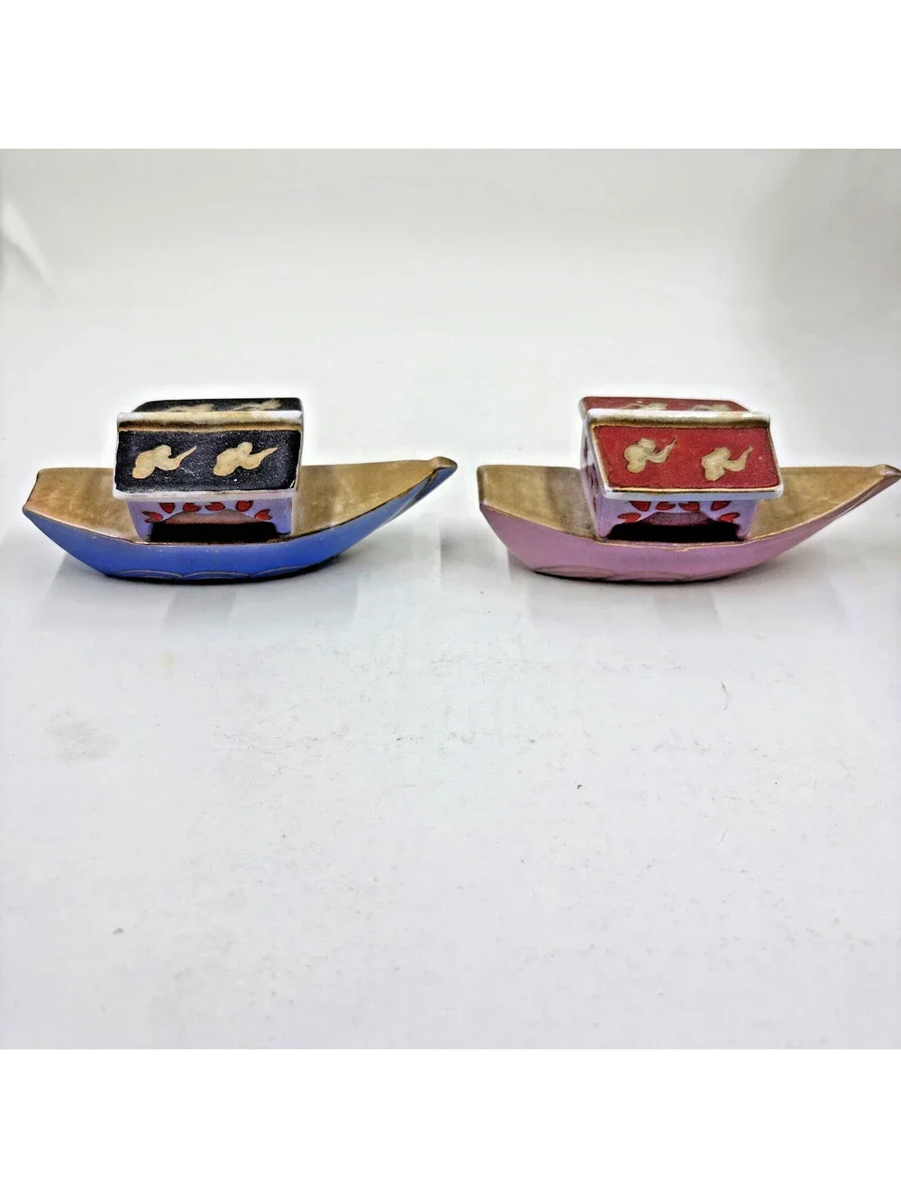 RARE Vintage Napco Sampan Chinese Boat Cork Bottom Salt and Pepper Shakers Set